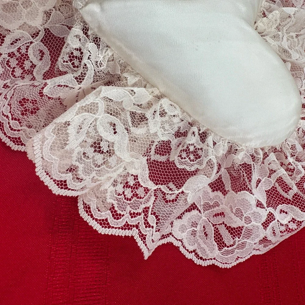 White Satin Double‎ Heart Pillow Lace Trim Floral Ornament Wedding Decor Satchet